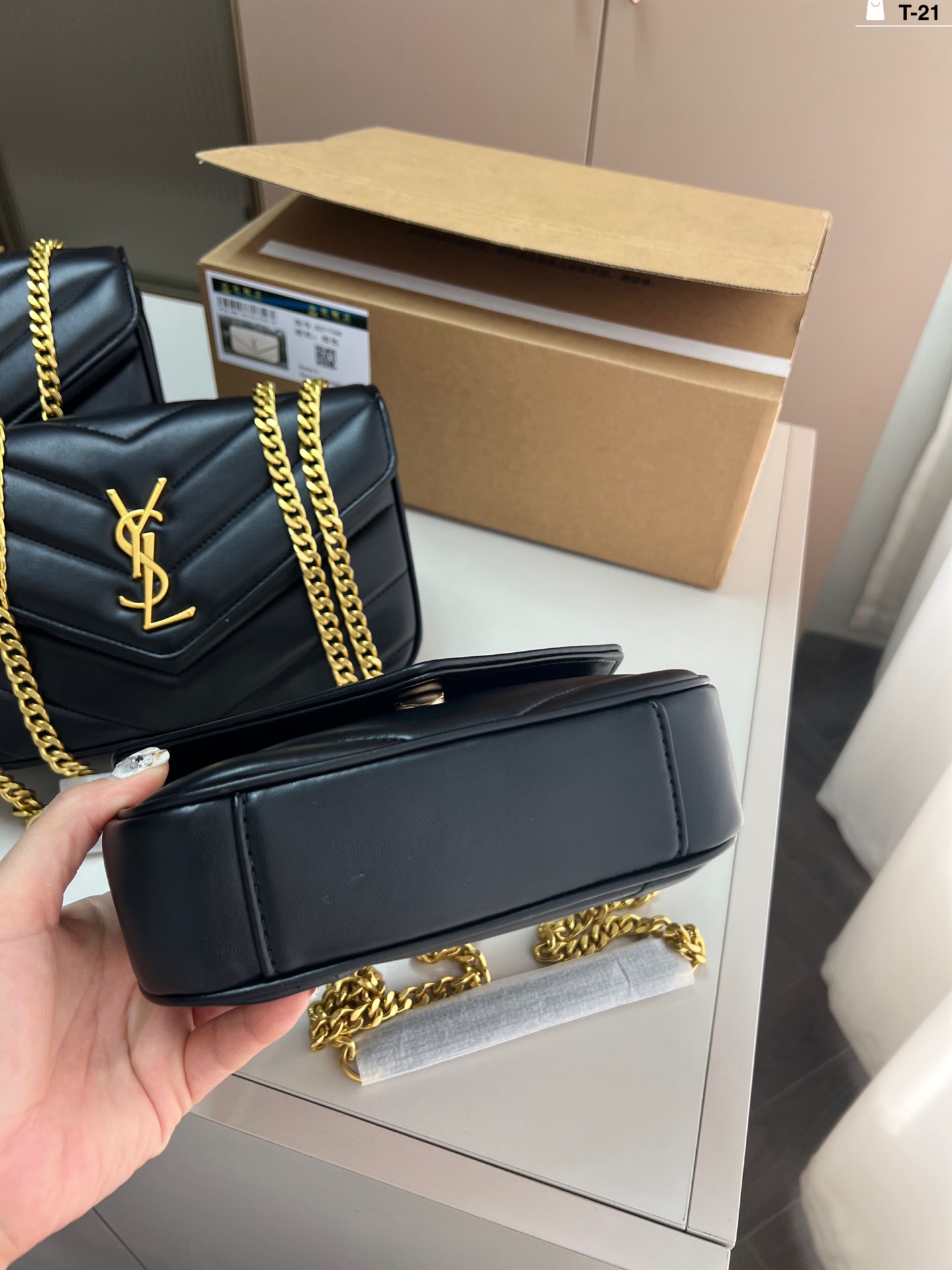 תיק צד איב סן לורן – תמונה 12