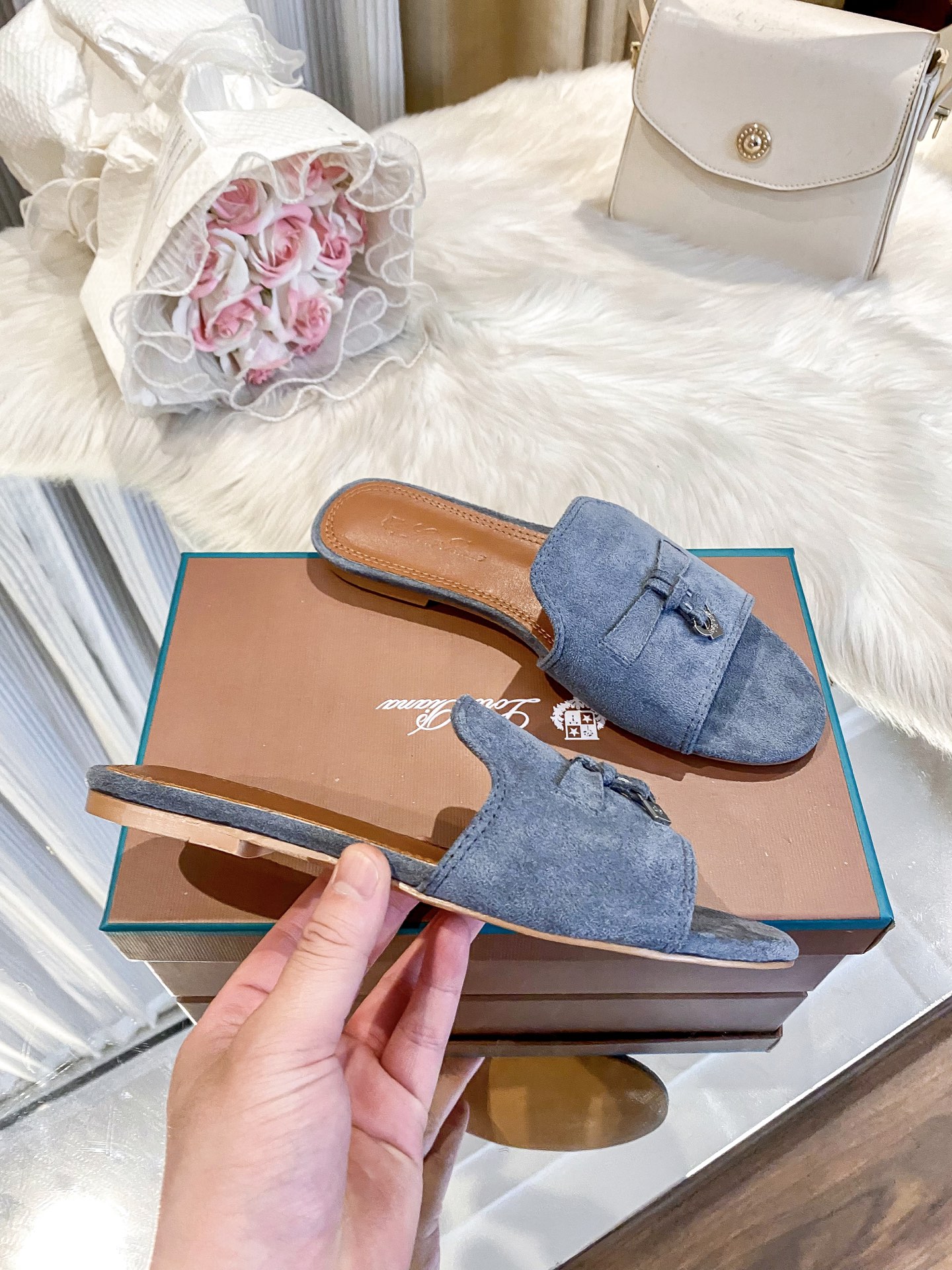 כפכפים לורו פיאנה – תמונה 11