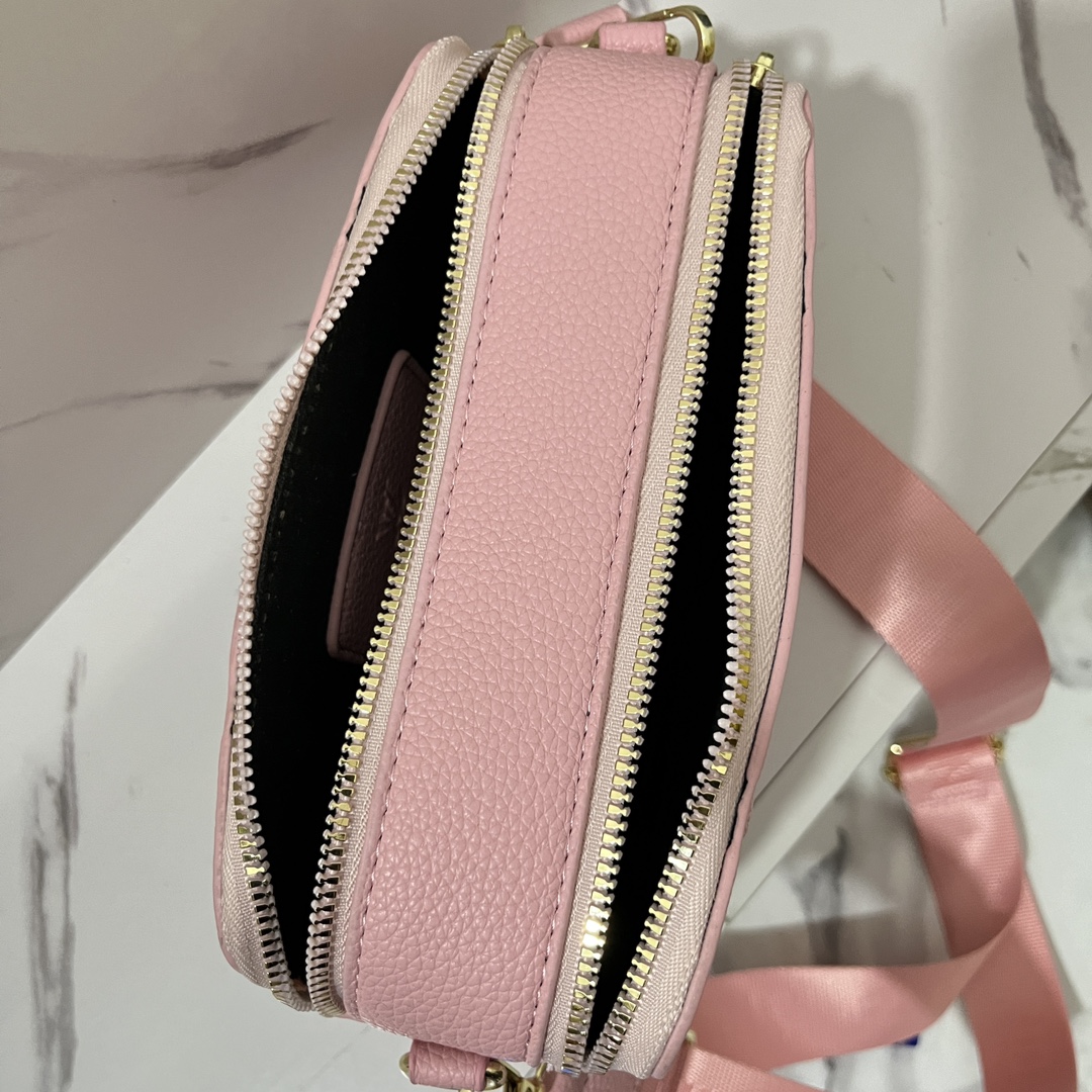 תיק צד לואי ויטון – תמונה 9