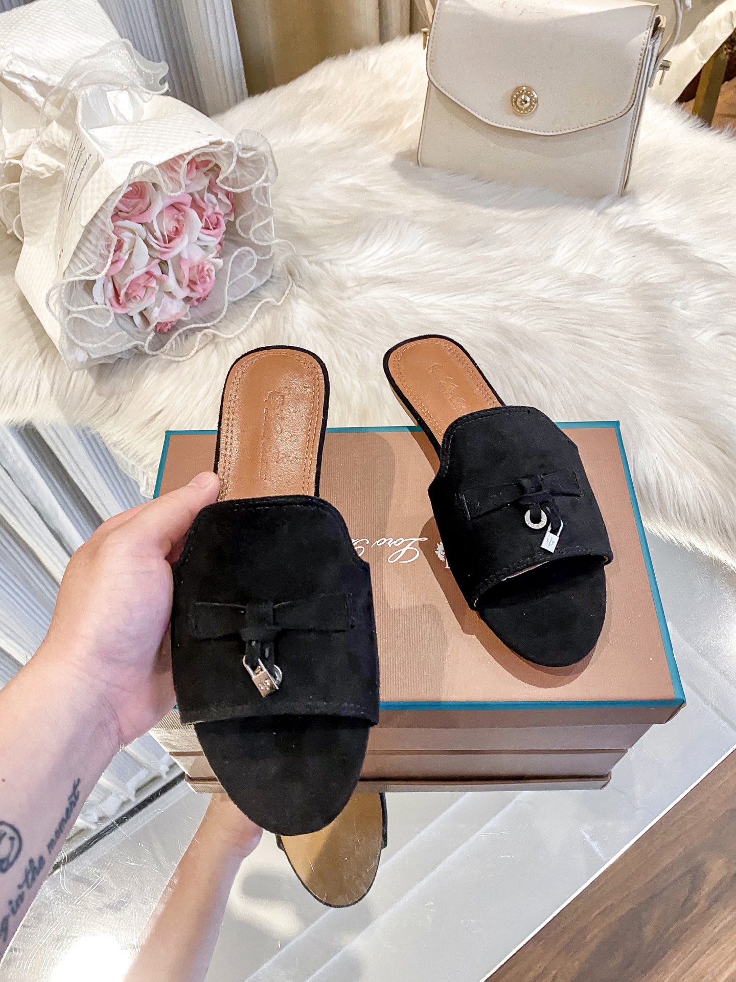 כפכפים לורו פיאנה – תמונה 18