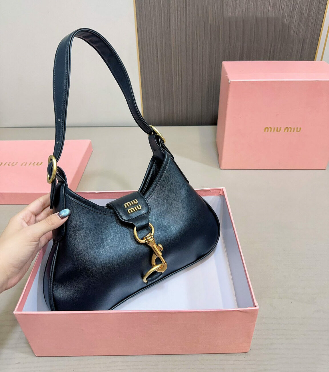 תיק צד מיו מיו – תמונה 11