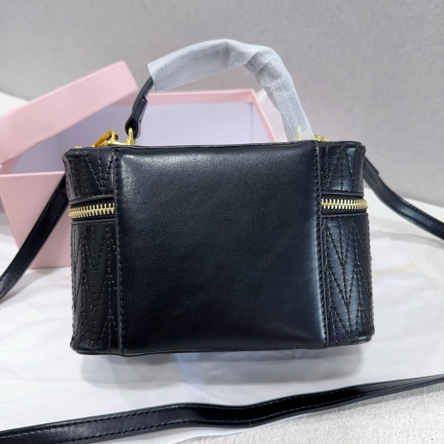 תיק צד מיו מיו – תמונה 7