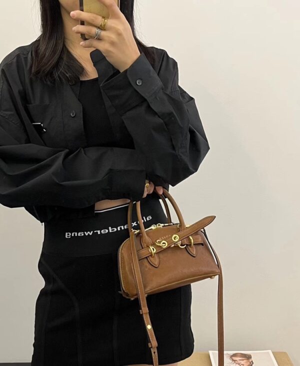 תיק יד מיו מיו – תמונה 3