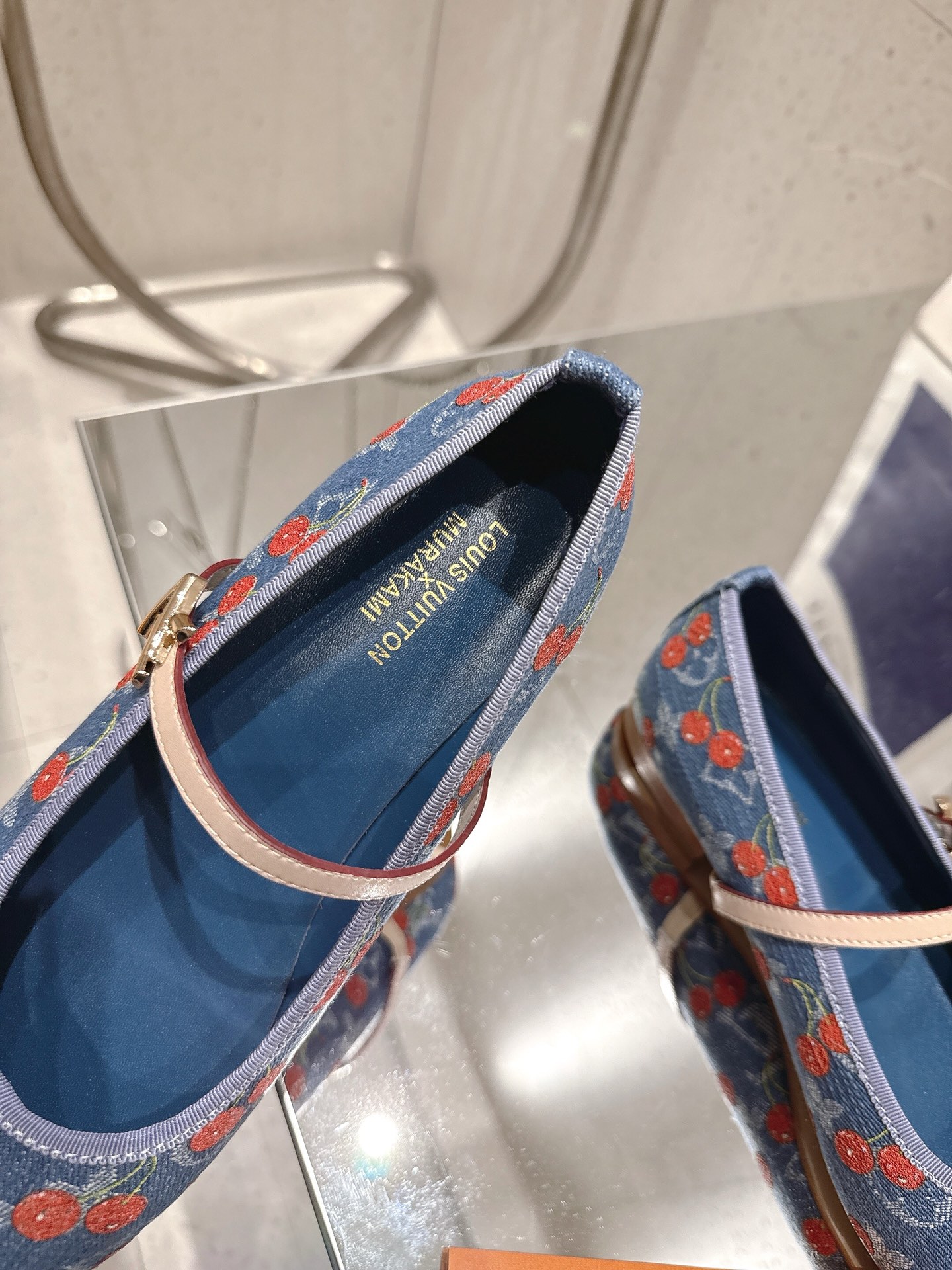 נעלי בובה לואי ויטון – תמונה 6