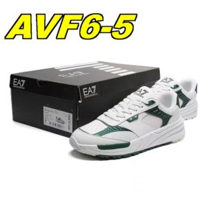 סניקרס ארמני