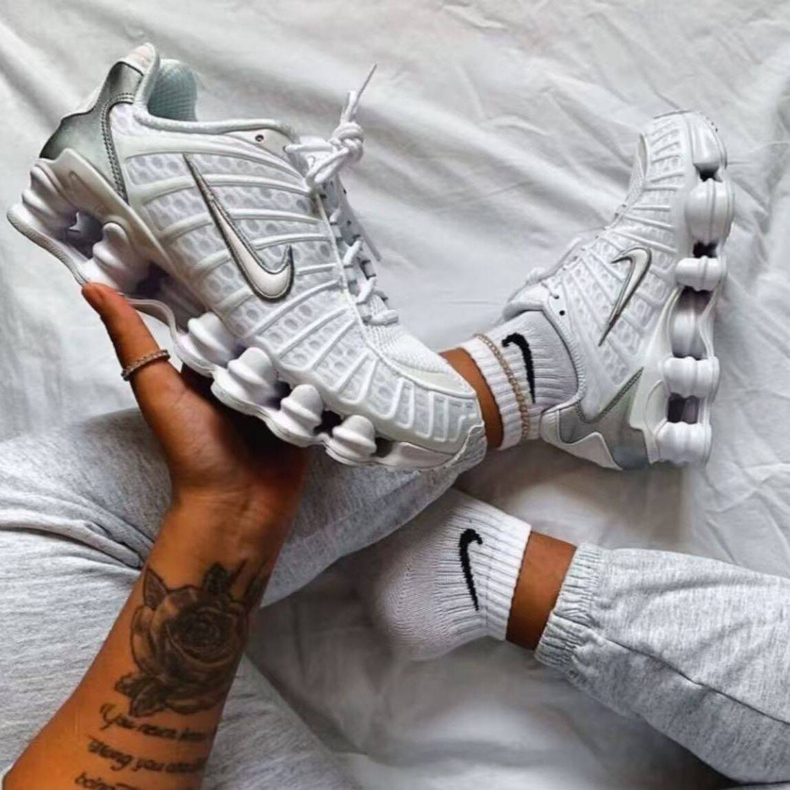 נעלי נייק SHOX