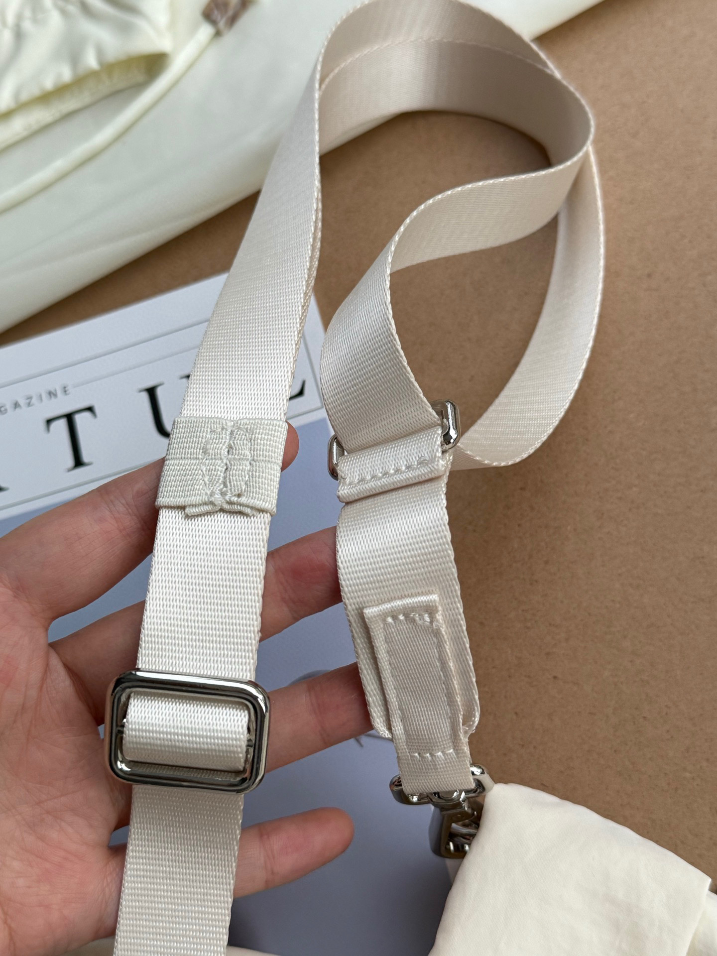 תיק צד לולו למון – תמונה 8