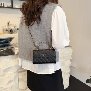 תיק צד שאנל