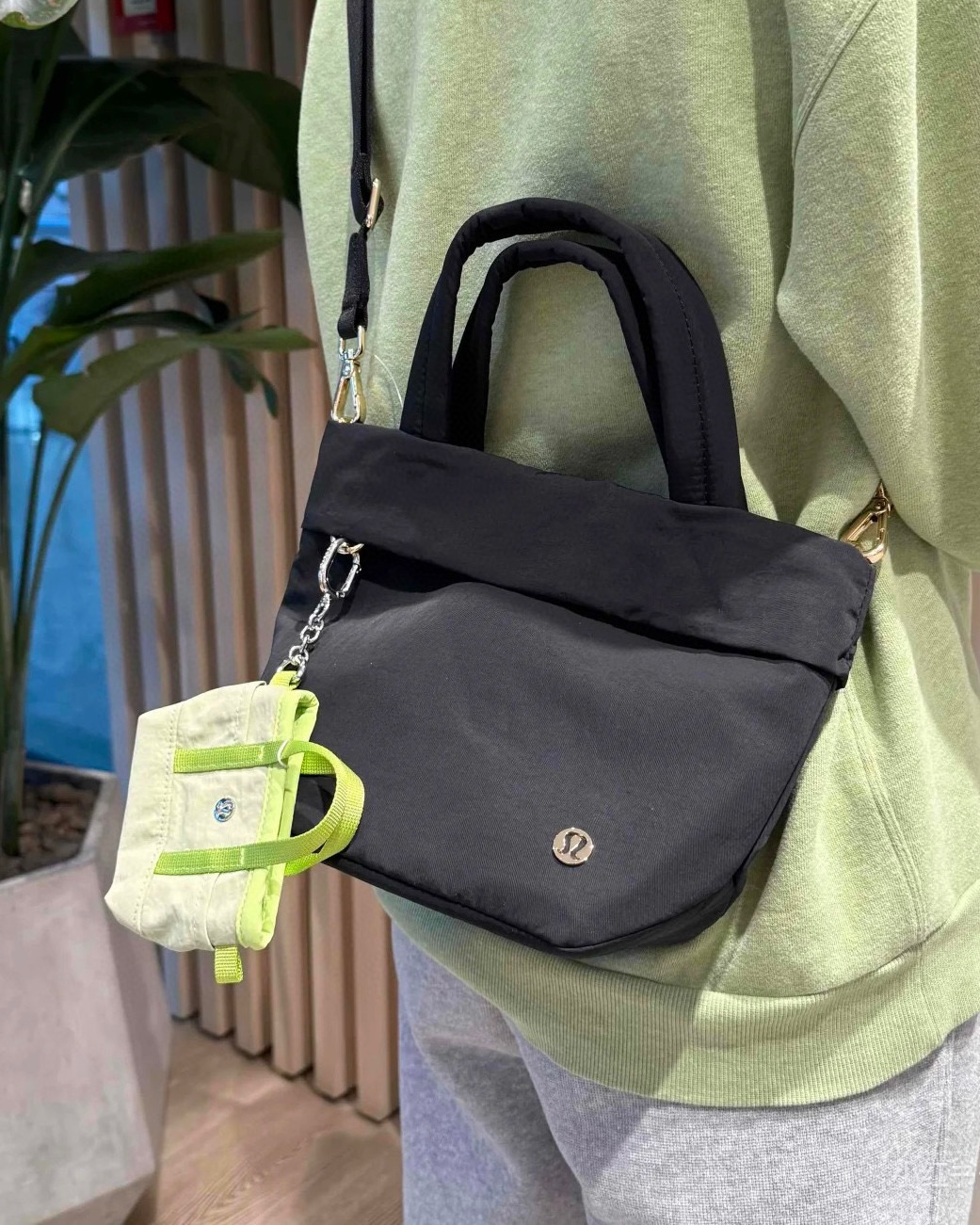 תיק צד לולו למון – תמונה 5