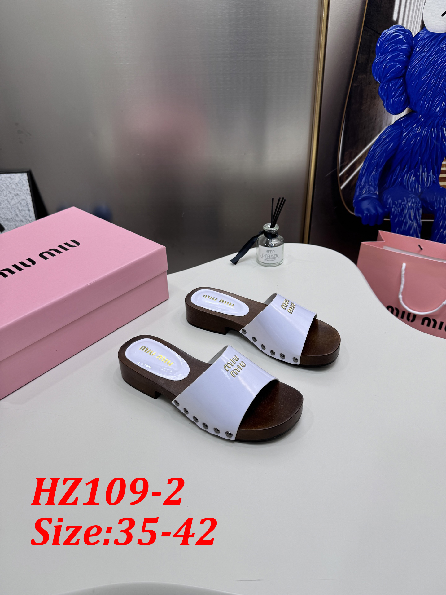 כפכפים מיו מיו – תמונה 4