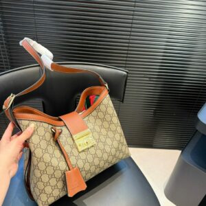 תיק שק גוצי