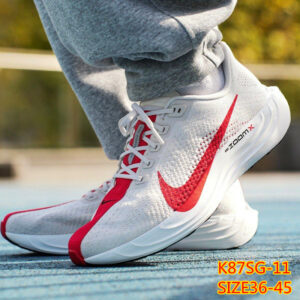 נעלי נייק זום + 4