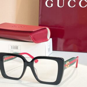 מסגרות ראייה ומשקפי שמש גוצי