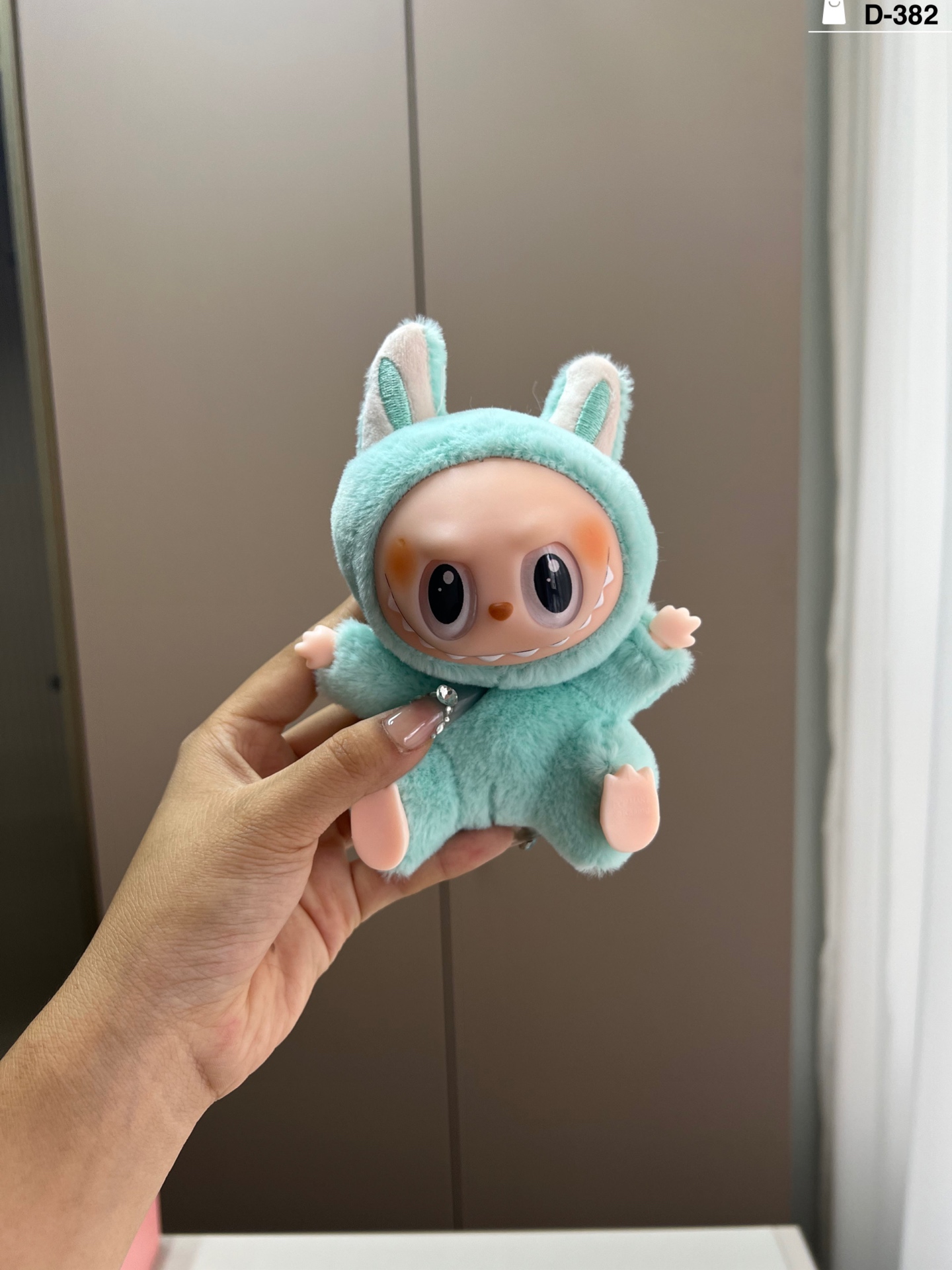 תיק יד מיו מיו – תמונה 15