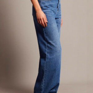 גינס ליוויס נשים