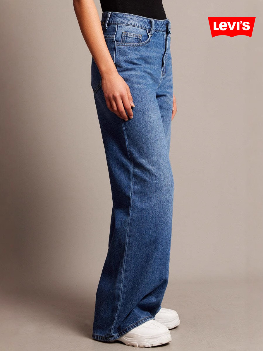 גינס ליוויס נשים