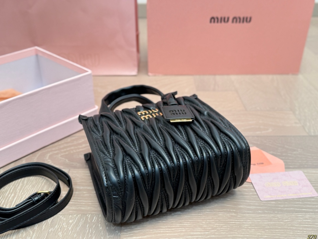 תיק צד מיו מיו – תמונה 10