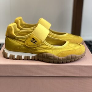 נעלי מרי גי'ן מיו מיו