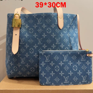 תיק צד לואי ויטון