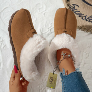 נעלי בית UGG