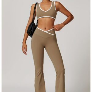 חליפה אלו יוגה