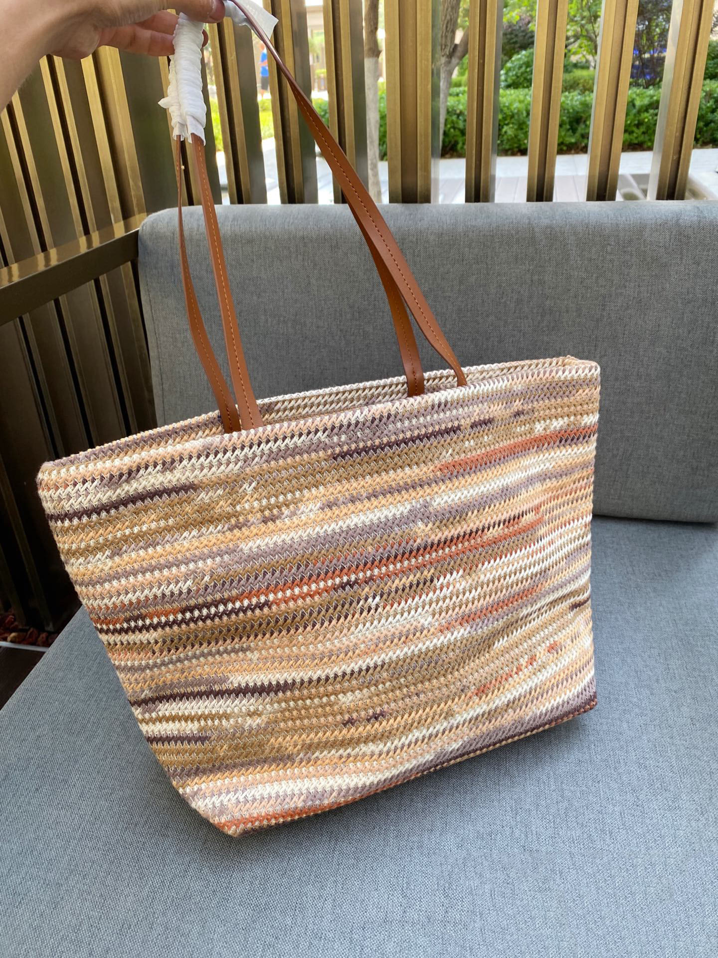 תיק פסים מיו מיו – תמונה 9