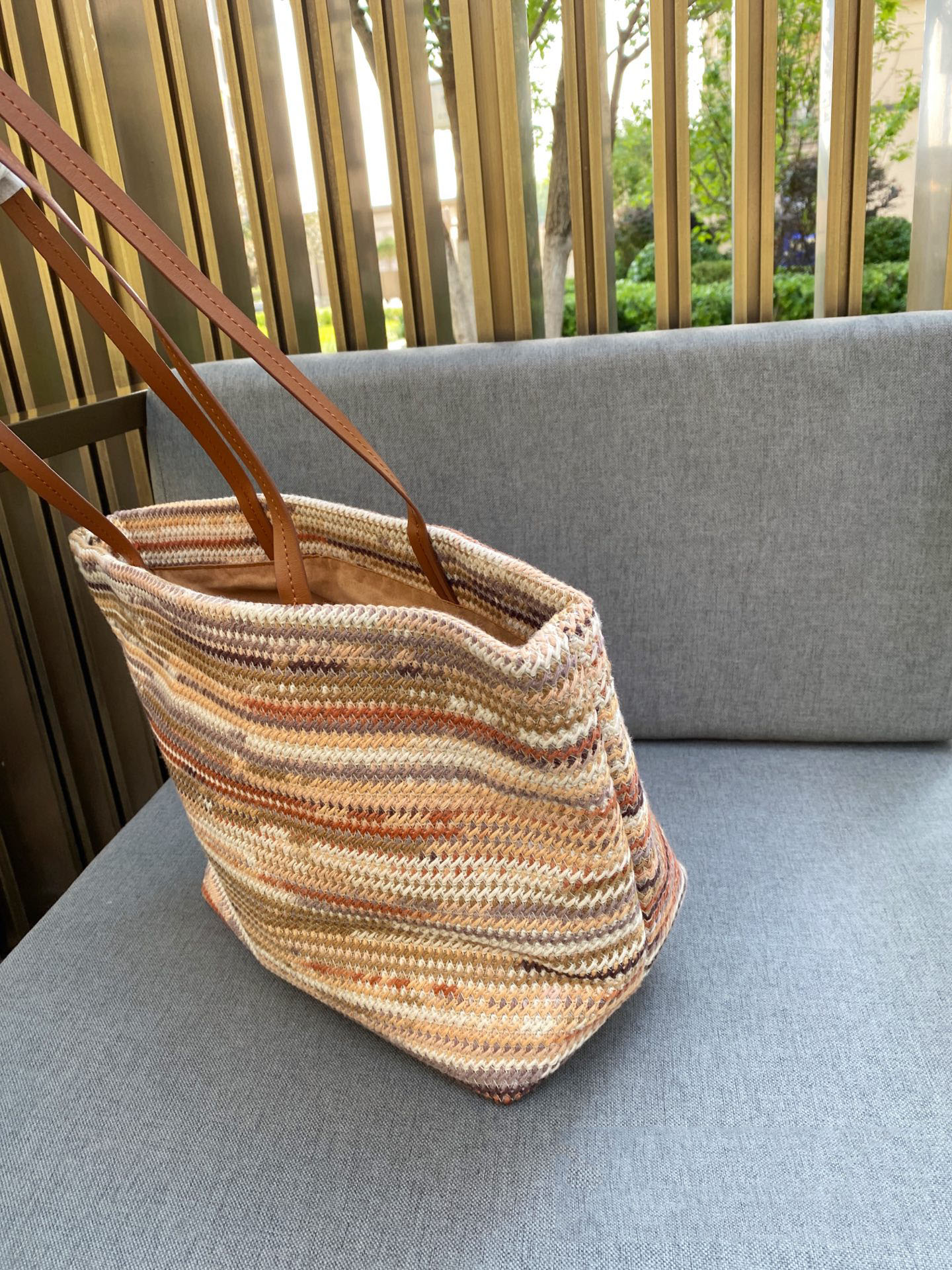 תיק פסים מיו מיו – תמונה 11