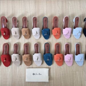 כפכפים עם עקב לורו פיאנה