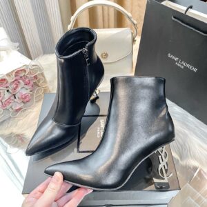 מגפיים איב סן לורן