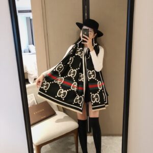 צעיפים גוצי