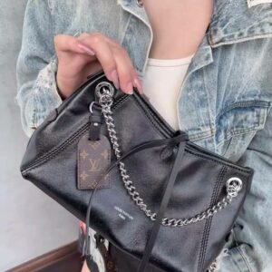 תיק צד לואי ויטון