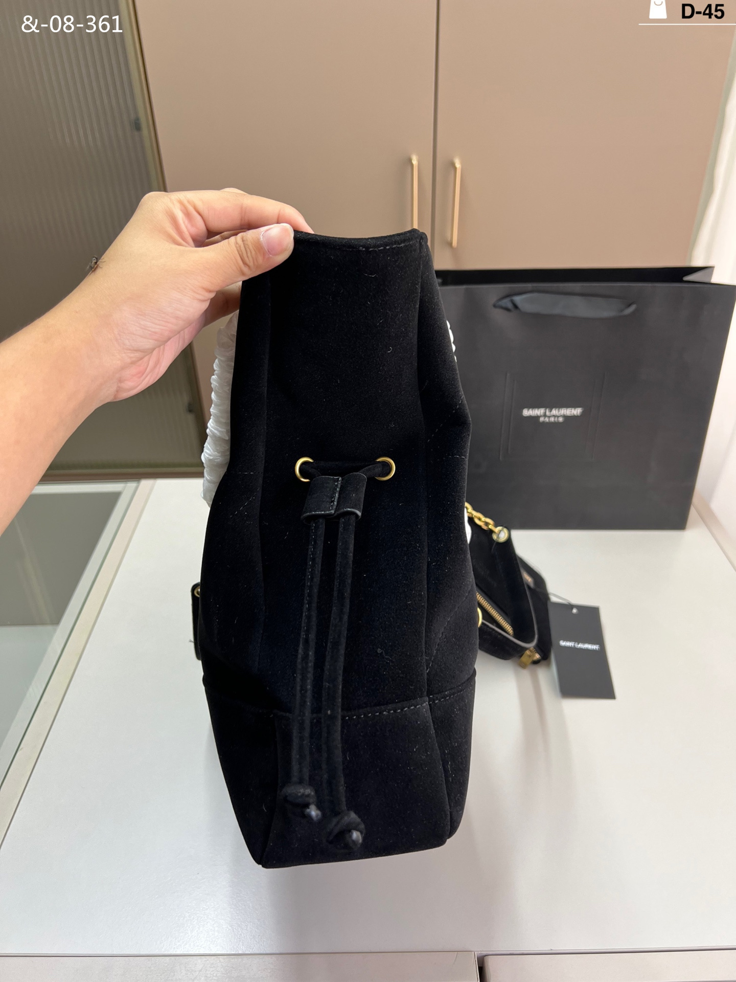 תיק זמש איב סן לורן – תמונה 10