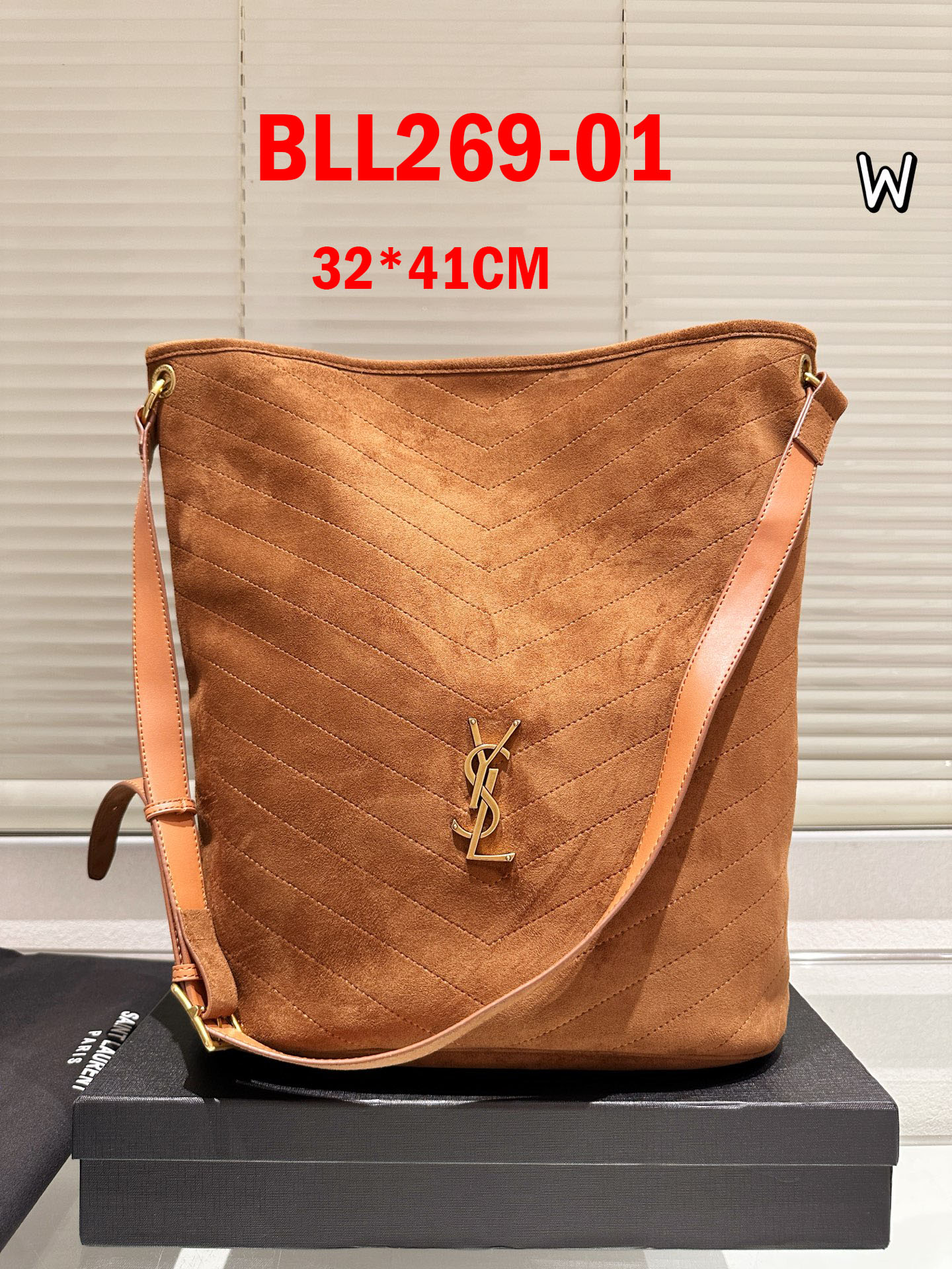 תיק זמש איב סן לורן – תמונה 3