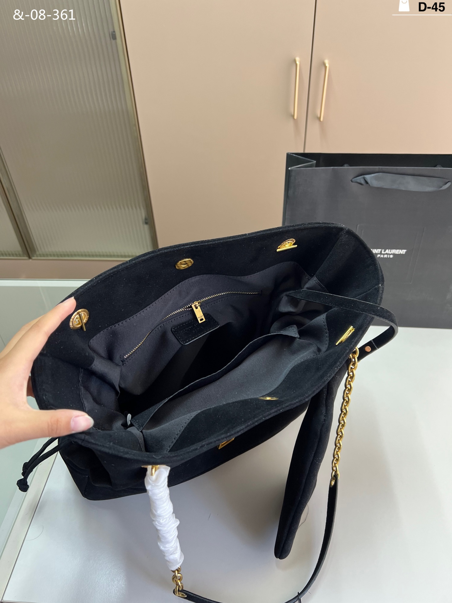 תיק זמש איב סן לורן – תמונה 9