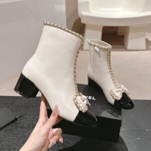 מגפיים שאנל