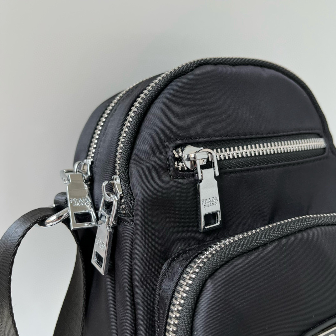 תיקי צד פרדה לו ולך – תמונה 6