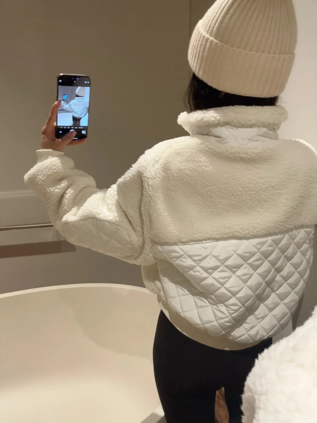 מעיל אלו יוגה – תמונה 8