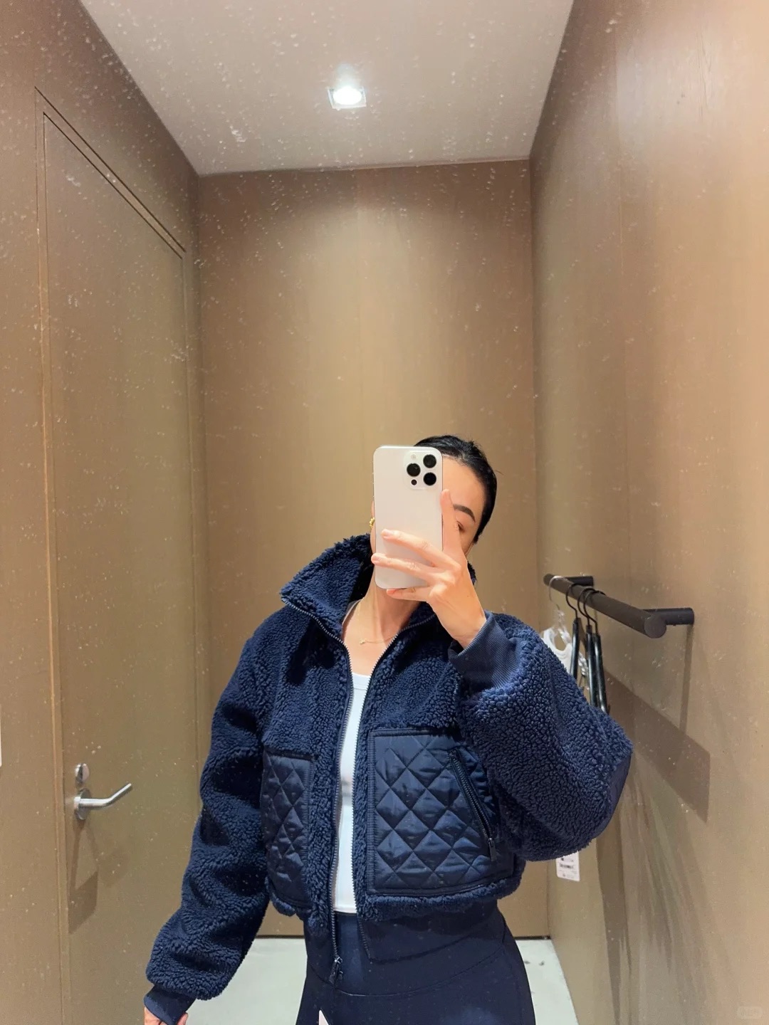 מעיל אלו יוגה – תמונה 12