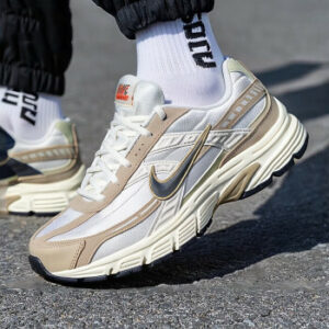 נייק אינישיאייטור