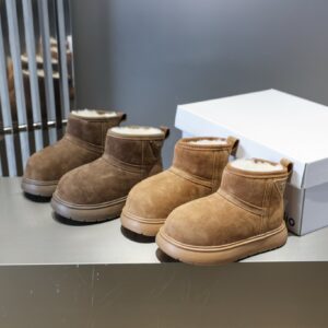 מגפיים UGG ילדים