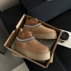 מגפיים גרב UGG