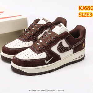 נעלי נייק פורס