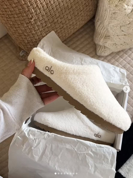 כפכפים אלו יוגה