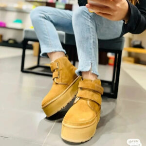 מגפיים UGG פלטפורמה