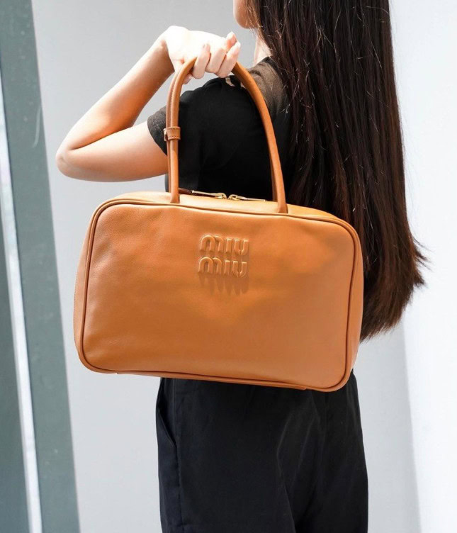 תיק צד מיו מיו – תמונה 9