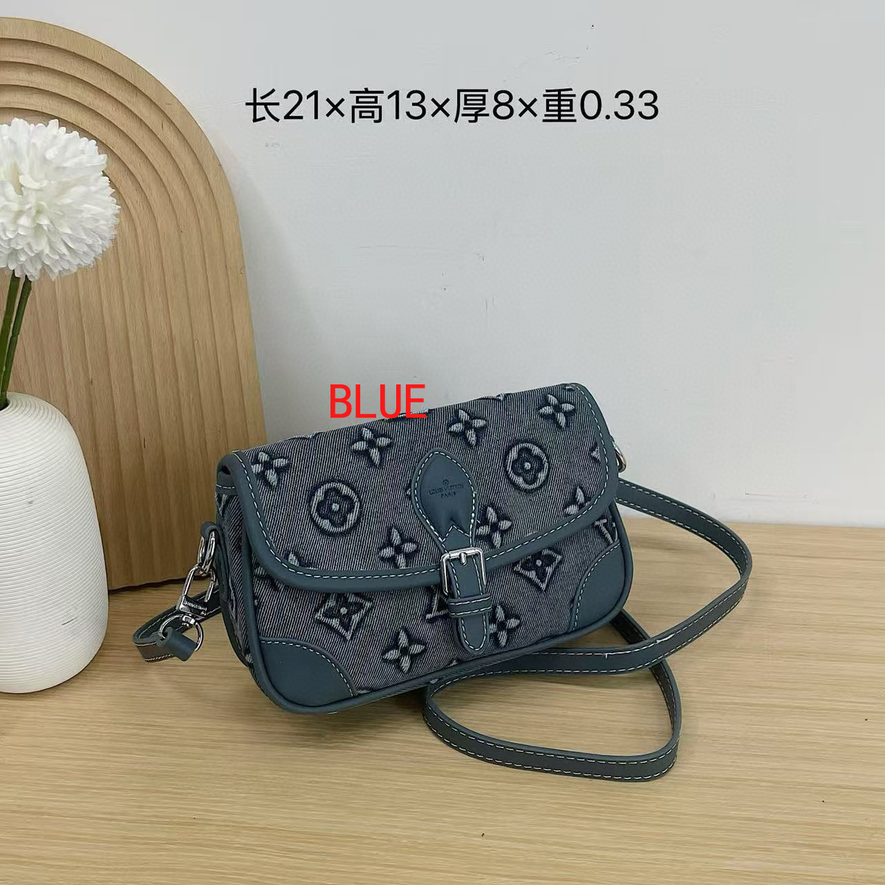 תיק צד לואי ויטון – תמונה 3