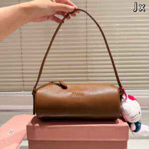 תיק גליל מיו מיו