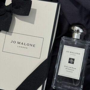 בושם גו' מלון