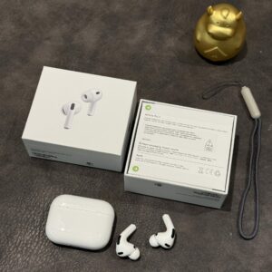 אוזניות AirPods Pro 3