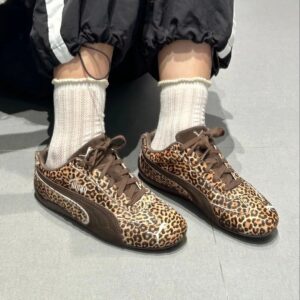 סניקרס פומה